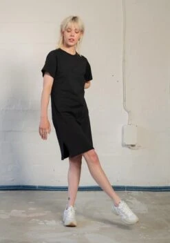 T-Shirt Dress Blanko Black -Brava Clothing Shop Product 40328