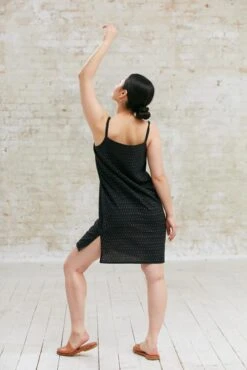 Dress Renuka Drops -Brava Clothing Shop Product ProductPropertyID 116207414